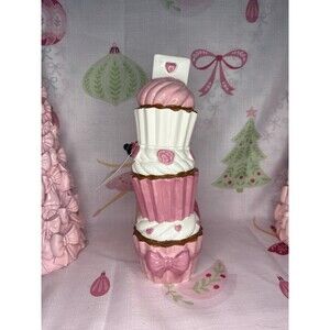 Valentine’s Day Tiered Cupcake with Pink Bow